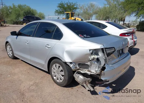 2016 Volkswagen Jetta 1.4T S z USA, uszkodzony, nr VIN 3VW167AJ8GM293587